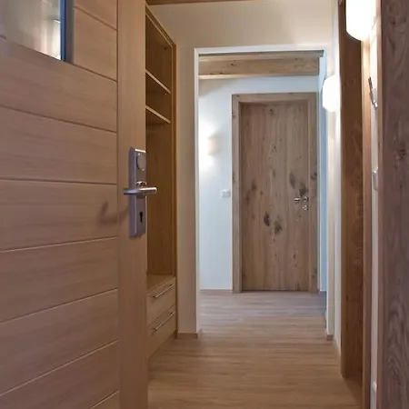 Aparthotel Tirol Am Wildenbach 4*